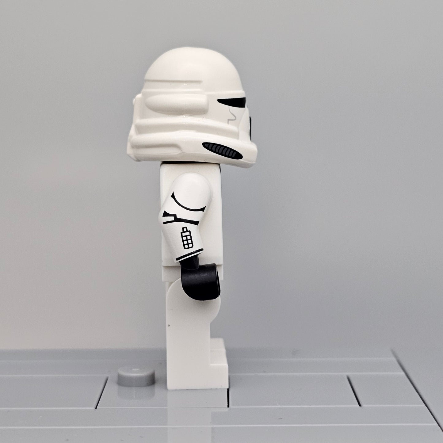 WB Grunt Airborne Arms